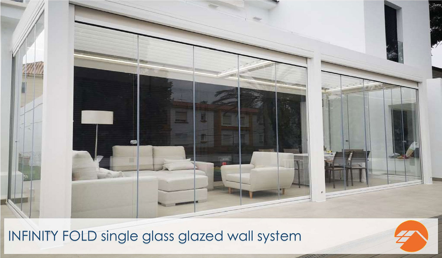 Glazed Wall Systems / Infinity Fold Gallery