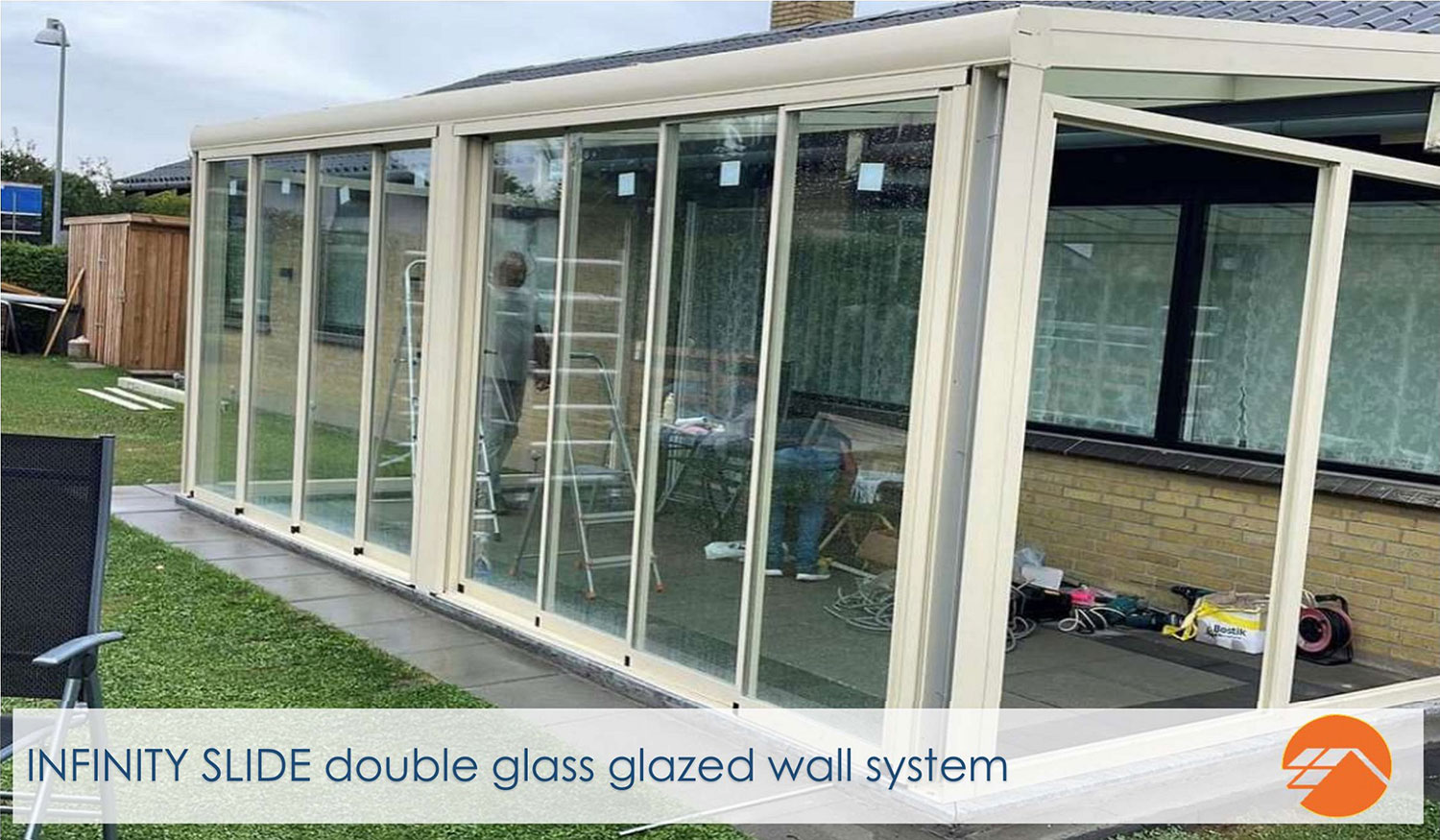 Glazed Wall Systems / Infinity Slide Gallery