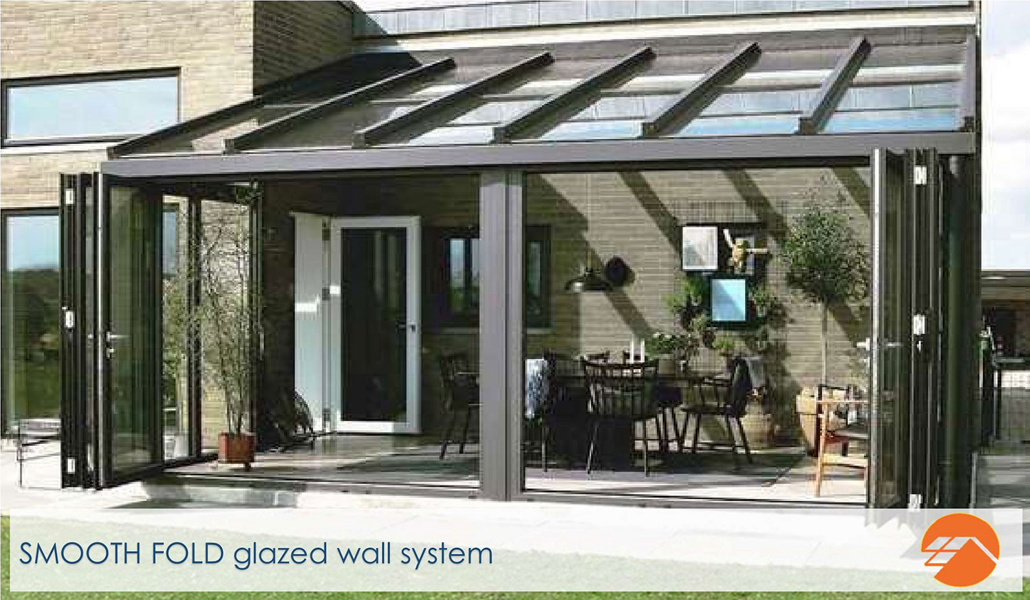 Glazed Wall Systems / Smooth Fold Gallery